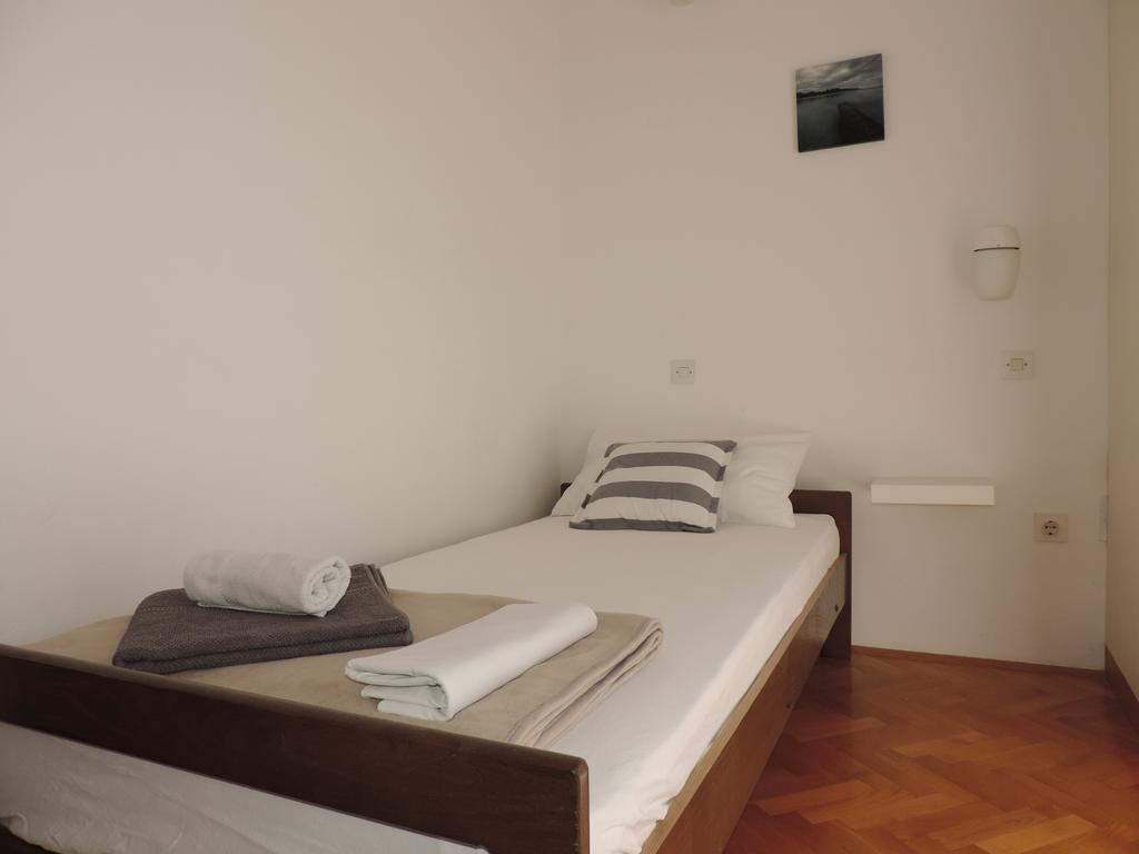 Apartment Vidas Novalja Extérieur photo