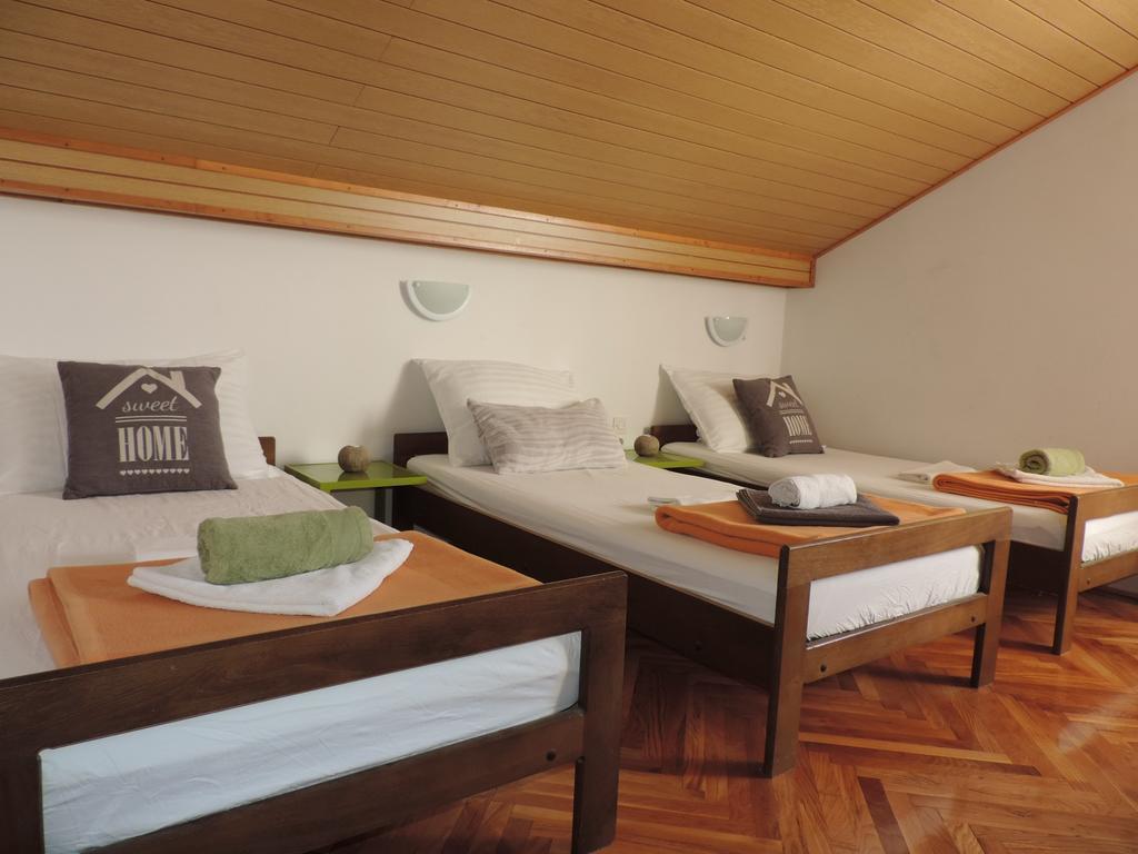 Apartment Vidas Novalja Extérieur photo