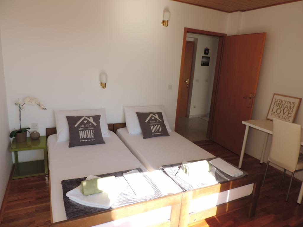Apartment Vidas Novalja Extérieur photo