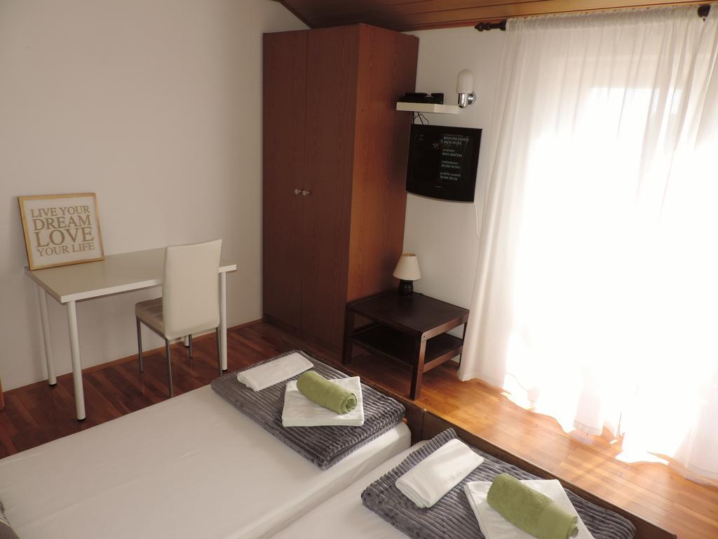 Apartment Vidas Novalja Extérieur photo