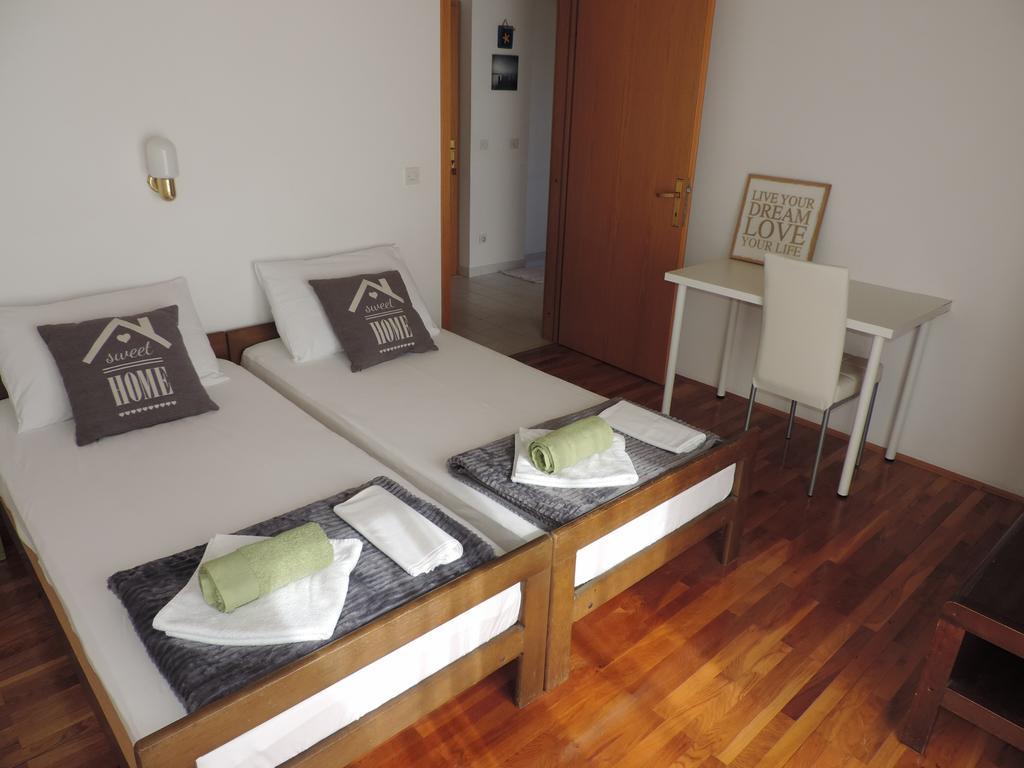Apartment Vidas Novalja Extérieur photo